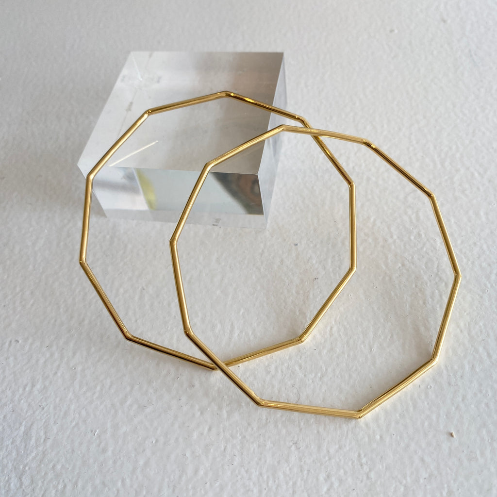 Pair of Thin Decagon Bangles in Gold