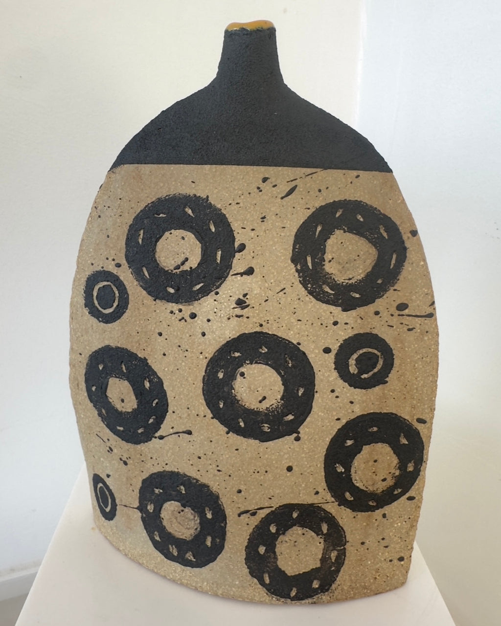 Wheels And Dots VK09