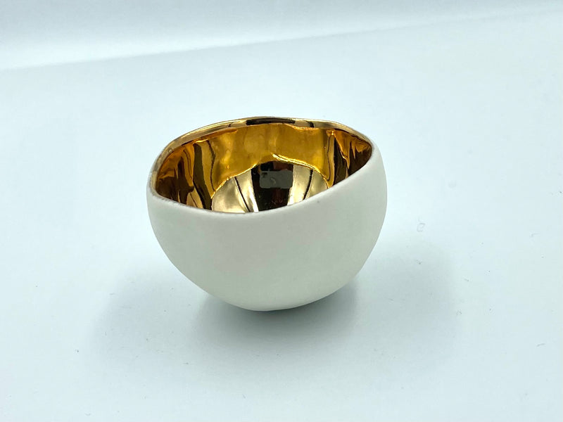 White Porcelain Pebble Bowl