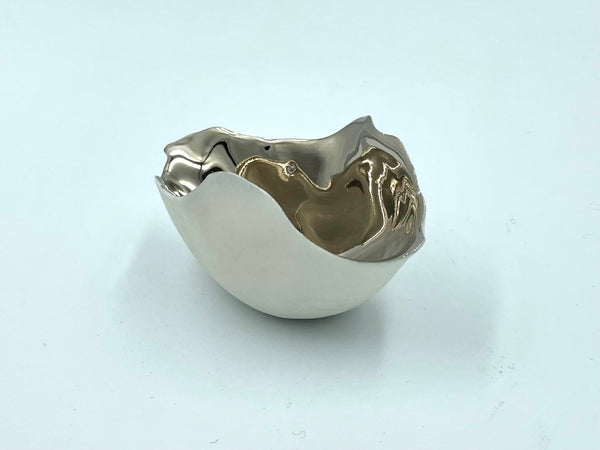 Torn Scoop Bowl In White Porcelain 9cm