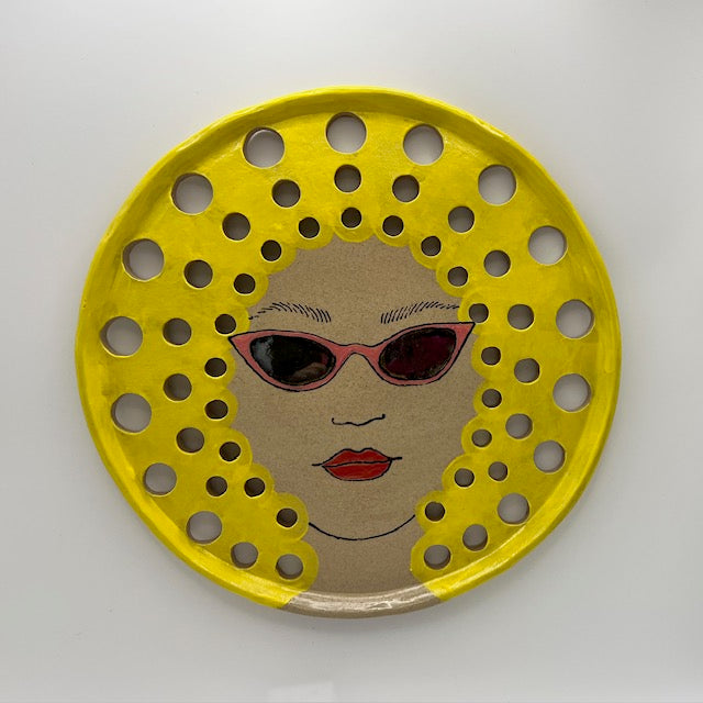 Dottie Big Hair Plate