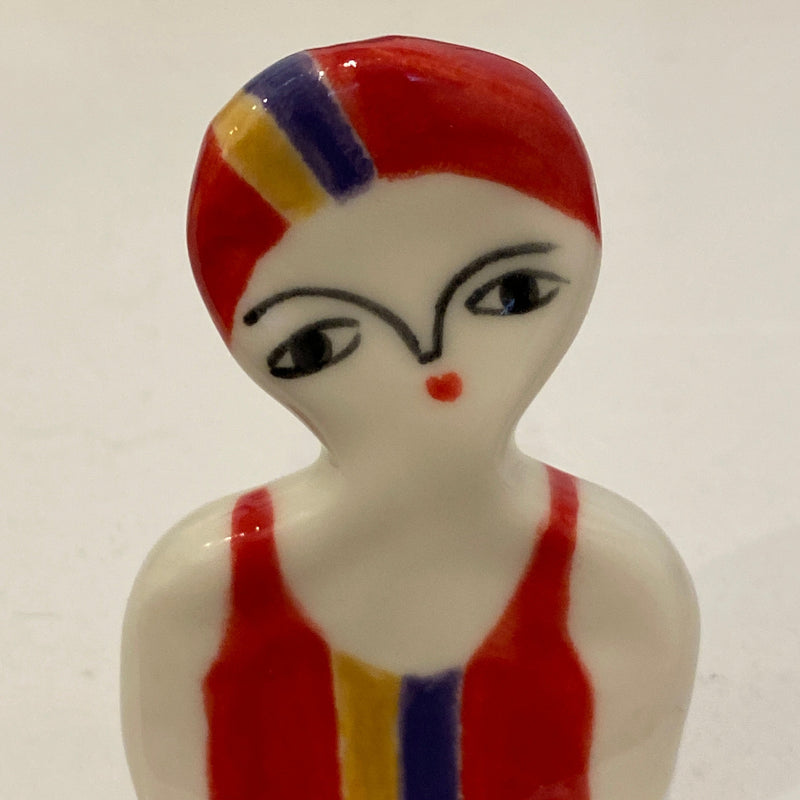 Tilted Head Red and Stripe Swimmer